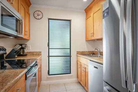 Kitchen or kitchenette, dishwasher, oven, stove, kitchen