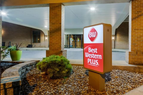 Best Western Plus Wooster Hotel & Conference Center Hotel in Wooster