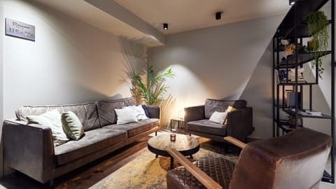 Living room, Lounge or bar, Seating area