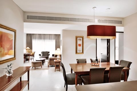 Marriott Suites Pune Hotel in Pune