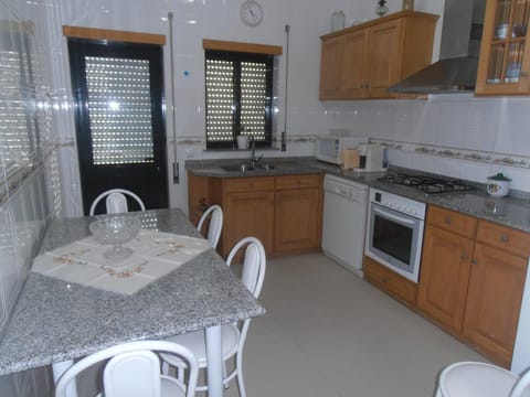 calmo e simpatico apartamento Eigentumswohnung in Vila Praia de Ancora