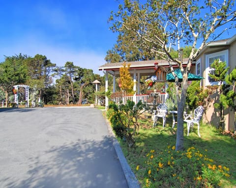 Bide-A-Wee Inn and Cottages Hotel in Pacific Grove