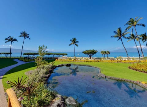 Property building, Day, Natural landscape, Garden, Garden view, Sea view