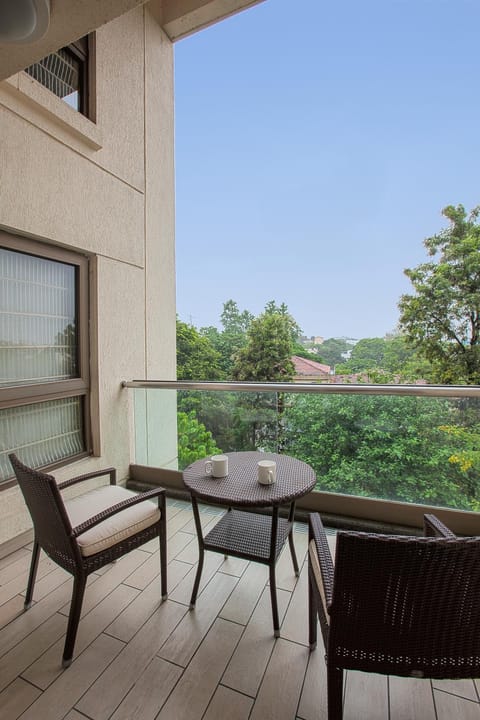Oakwood Residence Naylor Road Pune Apartahotel in Pune