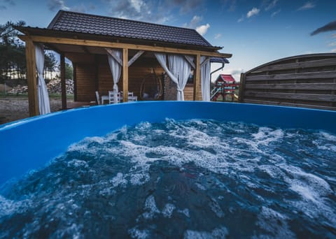 Property building, Natural landscape, Hot Tub