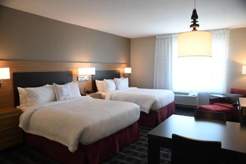 TownePlace Suites Kansas City At Briarcliff Hotel in Kansas City