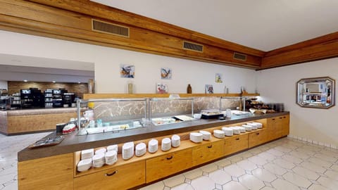 Breakfast, Continental breakfast, Buffet breakfast