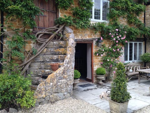 Hewletts Mill Country House in South Somerset District