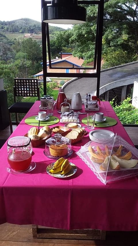 Pitaya Suítes Übernachtung mit Frühstück in Cunha