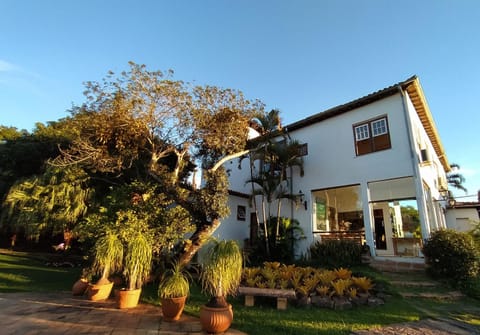 Property building, Day, Garden, Garden view