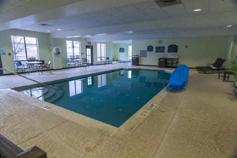 Holiday Inn Express and Suites Winchester, an IHG Hotel Hotel in Shenandoah Valley