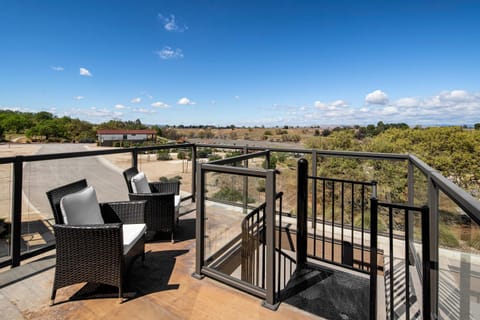 Sun Outdoors Paso Robles Campground/ 
RV Resort in Paso Robles