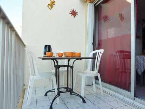 Appartement 2 pièces avec piscine, parking privé et accès direct à la plage - FR-1-387-50 Apartment in Marseillan