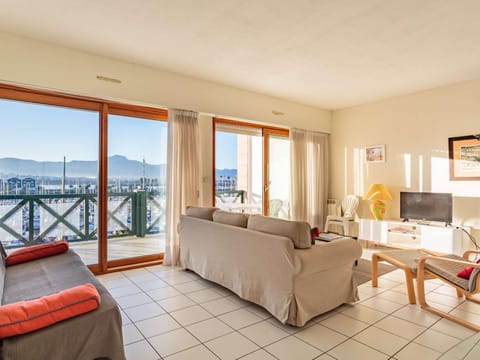 Appartement Moderne avec Piscine et Accès Direct Plage, Parking Sécurisé - Hendaye - FR-1-2-350 Apartment in Hendaye