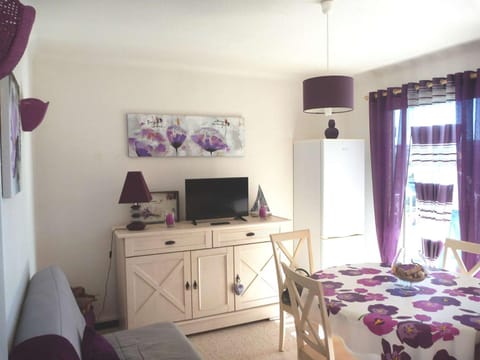 Appartement à 100m de la plage avec terrasse et parking - FR-1-387-65 Apartment in Marseillan