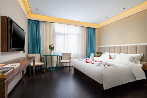 Chinese Culture Holiday Hotel - Nanluoguxiang Hotel in Beijing