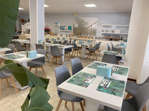 Breakfast, Buffet breakfast