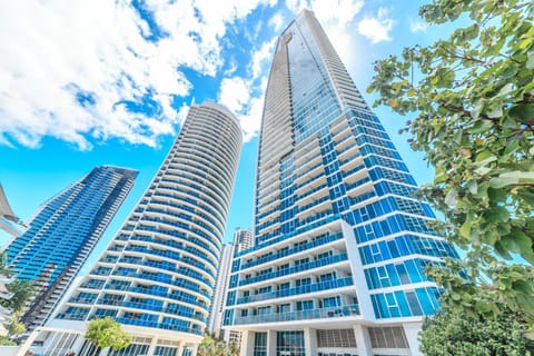 Number 1 H Residences - WiFi, Parking & More by Gold Coast Holidays Apartment in Surfers Paradise Boulevard