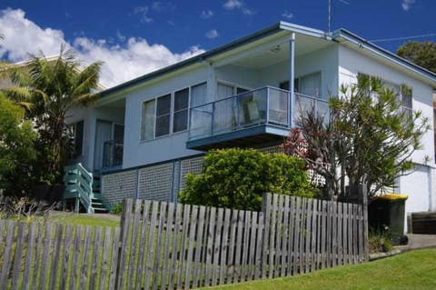Clareview, 8 Korogora Street House in Crescent Head