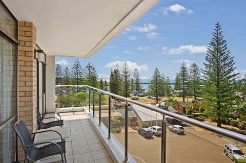 Balcony/Terrace, River view