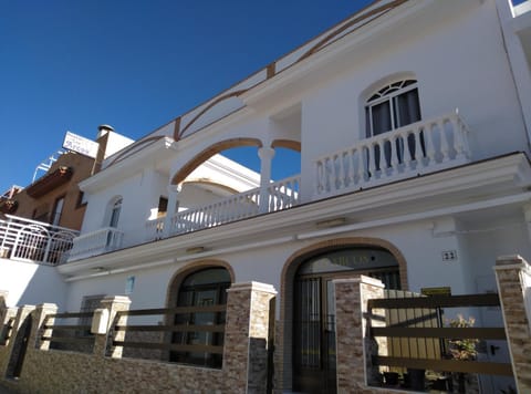 Hostal Los Arcos Bed and Breakfast in Chipiona