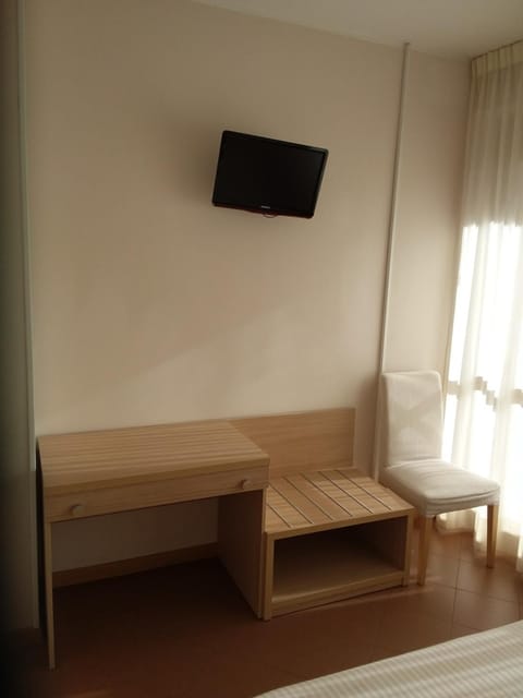 TV and multimedia, Other, Photo of the whole room, Decorative detail