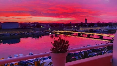 City view, Sea view, Sunset