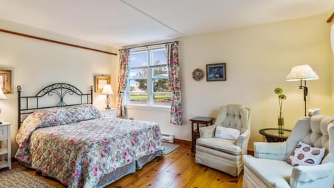 Bayview Pines Country Inn B&B Bed and Breakfast in New Brunswick
