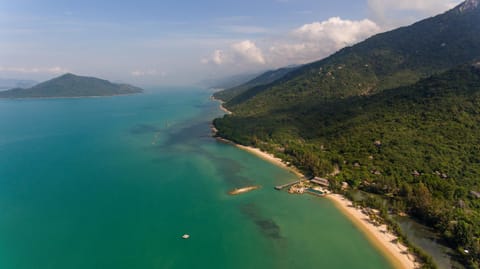 Natural landscape, Beach, On site