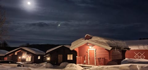 Patio, Facade/entrance, Winter