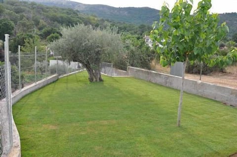 Casa Rural El Batán Casa rural 37 personas House in Extremadura, Spain