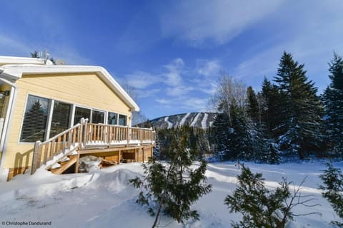 Le Vanilee - Les Chalets Spa Canada Chalet in La Malbaie