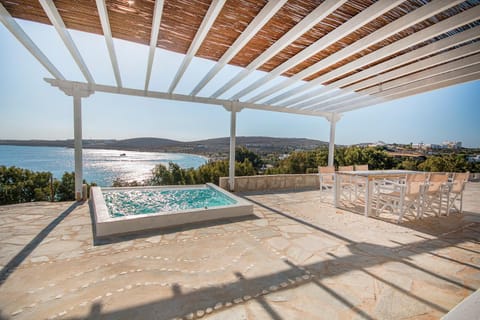 Hot Tub, Balcony/Terrace, Swimming pool