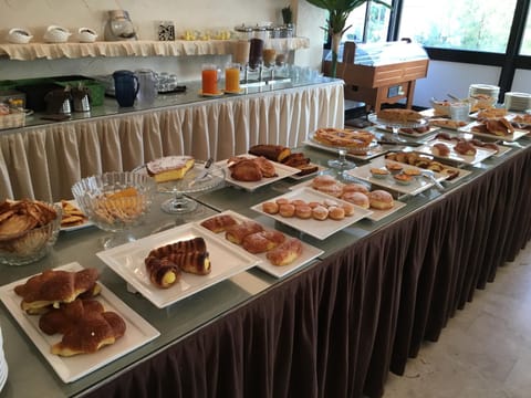 Buffet breakfast