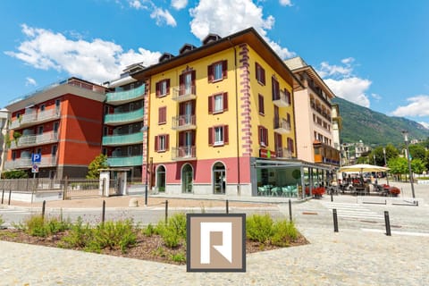 Property building, Property logo or sign, Property logo or sign, View (from property/room), City view, Garden view, Landmark view, Mountain view, Street view