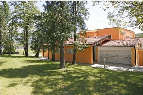 Facade/entrance, Garden