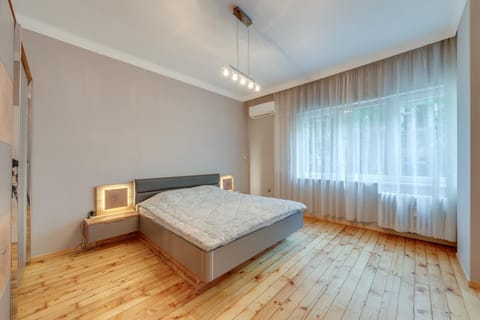Central Apartment Condominio in Sofia