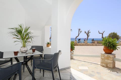 Patio, View (from property/room), Balcony/Terrace