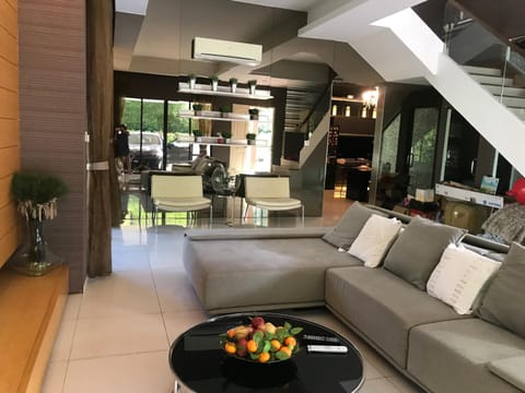 Lakeside Home Villa in Perak