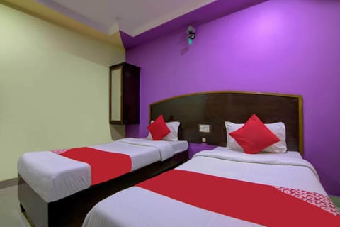 OYO K S N Residency Hotel in Visakhapatnam