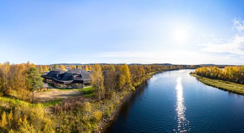 Neighbourhood, Bird's eye view