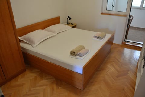 Rusendić Condominio in Makarska