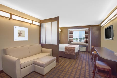 Microtel Inn & Suites by Wyndham Harrisonburg Hotel in Harrisonburg