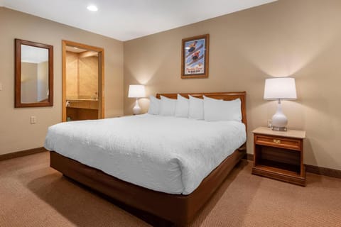 Mountain Edge Suites at Sunapee, Ascend Hotel Collection Hotel in Mount Sunapee