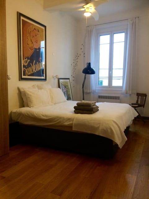 2 bedroom cool apartment in the old town of Antibes Copropriété in Antibes