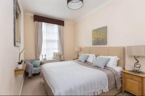 London Guest Room Vacation rental in London Borough of Ealing