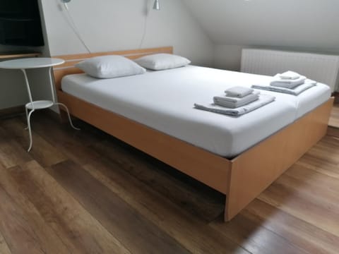 Studio Villa Antunovac Condo in City of Zagreb