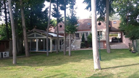 Property building, Garden view