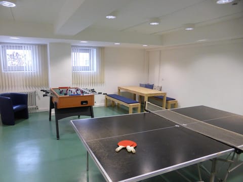 Game Room, Table tennis