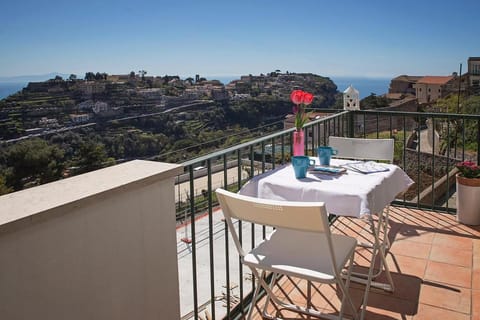 Dolce Vista Apartment Amalfi Coast Condo in Ravello